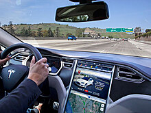 Американец «застрял» в пустыне из-за Tesla