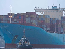 Шторм «Пиа» выбросил тысячи ботинок с судна Maersk на пляжи Дании