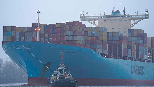 Шторм «Пиа» выбросил тысячи ботинок с судна Maersk на пляжи Дании