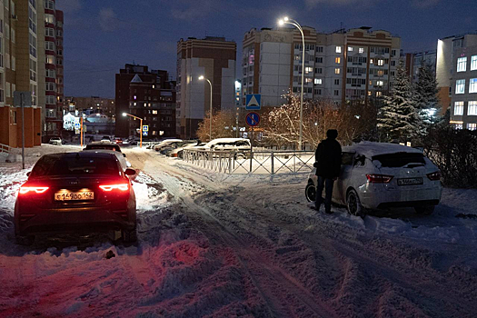 “Поручено усилить уборку”: мэр Кемерова проверил расчистку улиц от снега