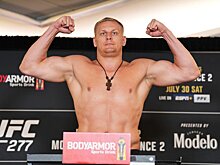 Павлович поднялся на первое место в рейтинге тяжеловесов UFC