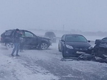 В Саратовской области на трассе произошло ДТП с участием 14 автомобилей