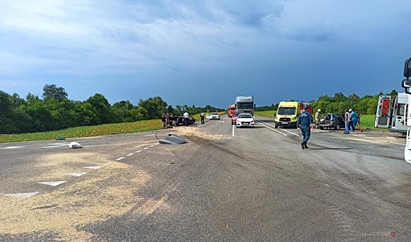 На трассе Волгоград – Москва в ДТП с двумя авто погибла женщина