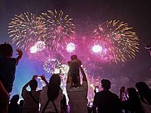 Россиян предупредили о крупных штрафах за салюты