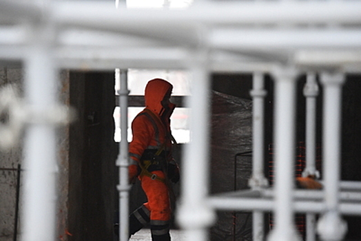 Андрей Бочкарев: Завершено возведение опор и пролетного строения путепровода через Кантемировскую улицу