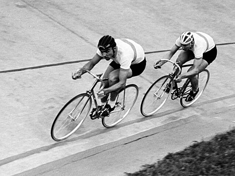 Умер 12-кратный чемпион СССР и РФ по велоспорту Евгений Власов