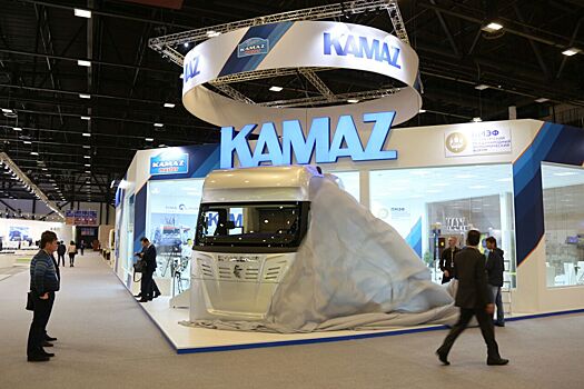 "КамАЗ" начнет серийный выпуск беспилотных грузовиков