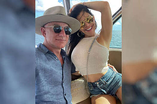 Миллиардер Джефф Безос и его возлюбленная Лорен Санчес сходили на свидание в Майами