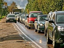 Езда впритирку только замедляет трафик создавая фантомные пробки