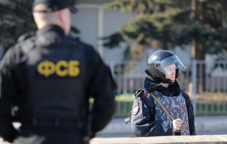 ФСБ обвинила в госизмене научного сотрудника