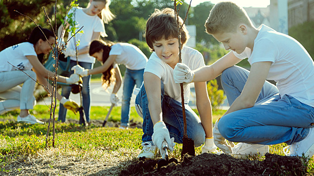 Волонтёрство со школьной скамьи: как дети могут помогать другим