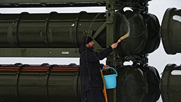 Newsweek (США): российские священники получают камуфляжные рясы для работы в боевых условиях