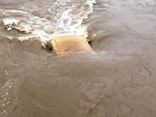 В Приморском крае машину смыло с лица земли