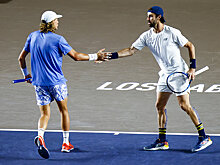 Томпсон в Лос-Кабос выиграл три матча за день и сделал чемпионский дубль