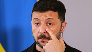 Зеленский сбежал из Киева накануне самого мощного налета ракет и дронов РФ