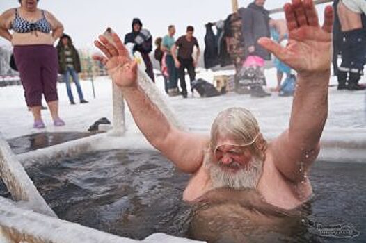 В Свердловской области в купели окунулись 39 200 человек