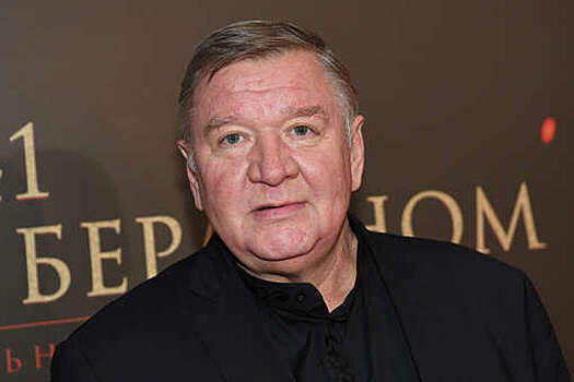 В Современном театре антрепризы заявили, что не снимали актера Мадянова со спектаклей