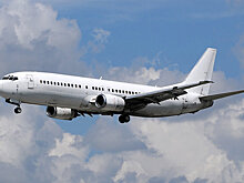 В Тюмени экстренно сел самолет без колеса шасси