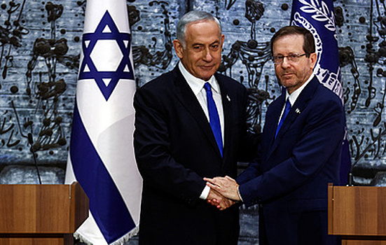 Помиловать нельзя оправдать. Что сделает президент Израиля в ответ на прошение Нетаньяху?