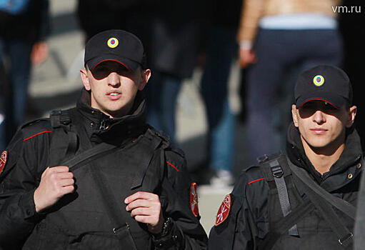 За незаконное ношение полицейской формы – штраф 1500 рублей