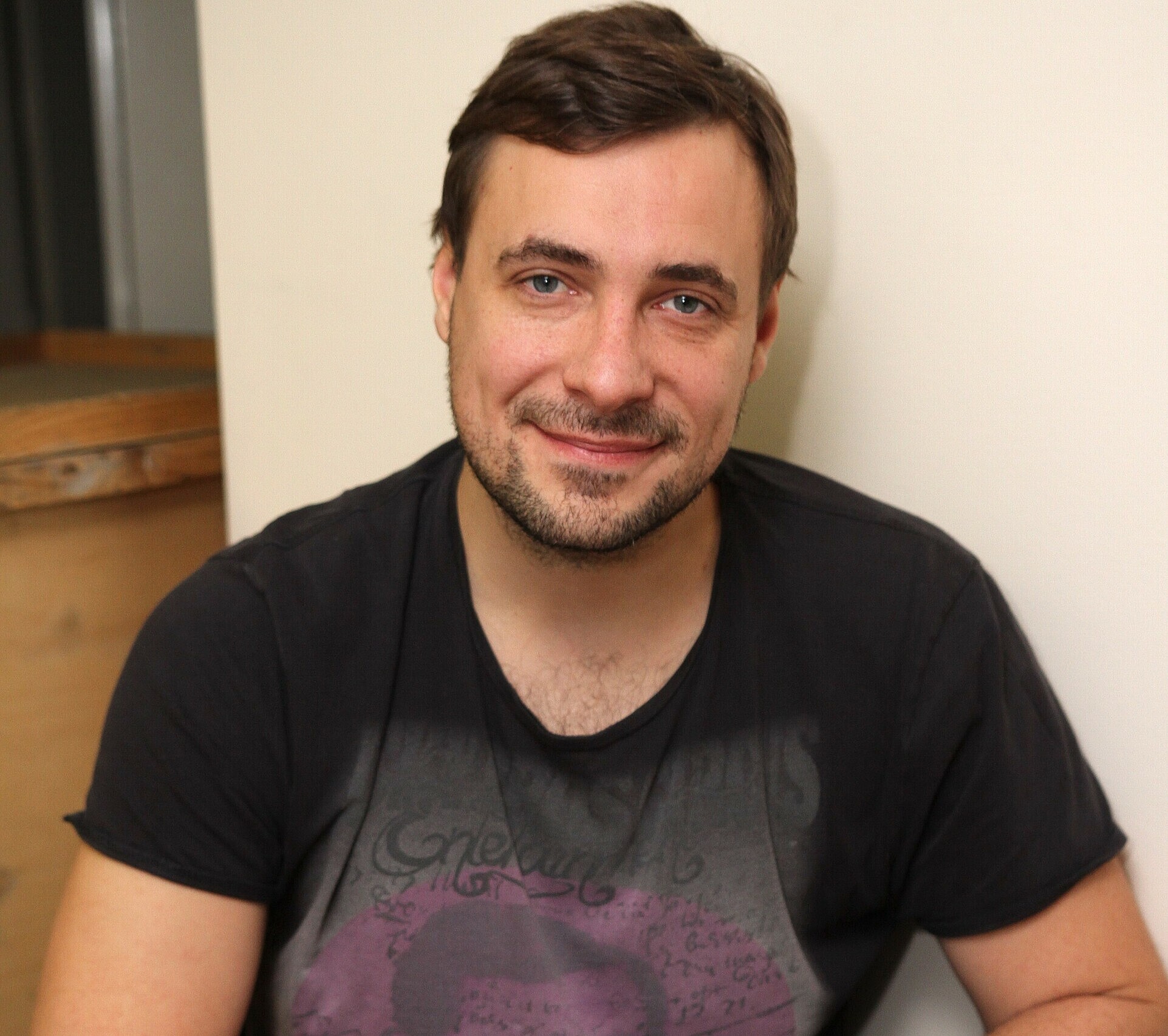 Цыганов показал редкое фото младшего сына от бывшей жены