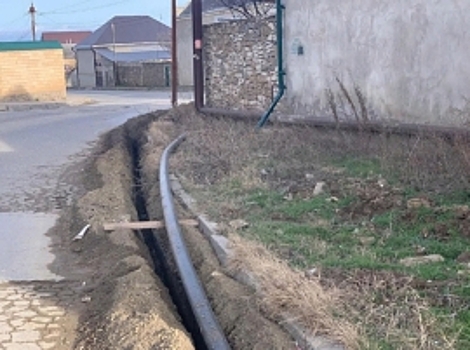 В Избербаше провели 700 метров нового водопровода