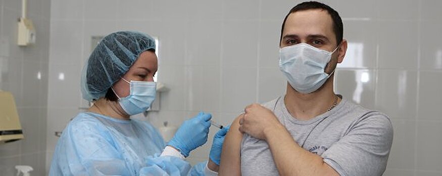 Обязательную вакцинацию от COVID-19 хотят ввести в Орловской области
