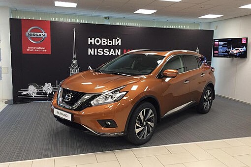 Nissan приостановил производство в России на год
