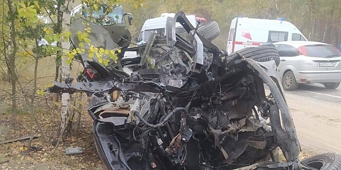 Два легковых автомобиля столкнулись в Нижегородской области, три человека погибли