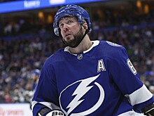 Российский хоккеист ввязался в драку в матче НХЛ