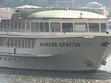 Еще два теплохода покинут акваторию Москвы-реки