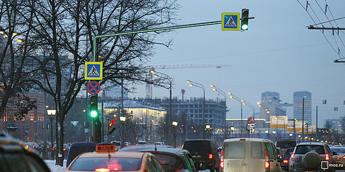 По просьбе москвичей отрегулирована работа двух светофоров в Сокольниках