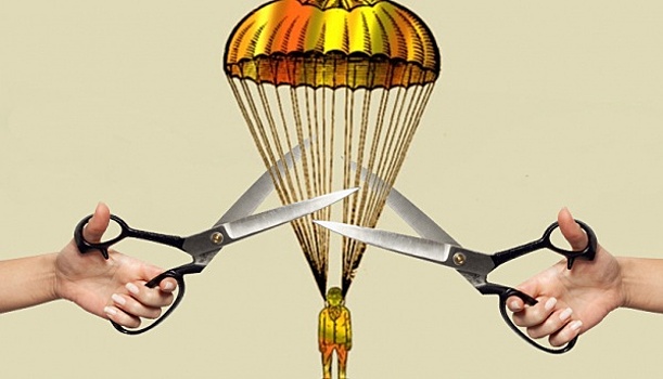 Карельские парламентарии предложили продлить отмену «золотых парашютов» до 2024 года