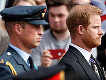 Daily Beast: принц Уильям чувствует себя преданным из-за публикации мемуаров Гарри