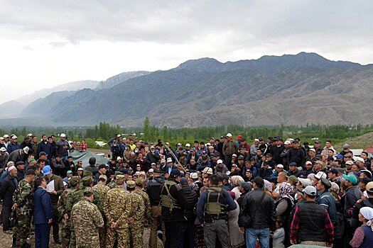 Киргизия и Таджикистан договорились об описании 112 километров границы