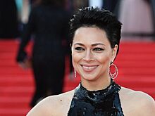 Актриса Настасья Самбурская кардинально сменила имидж на светлое каре