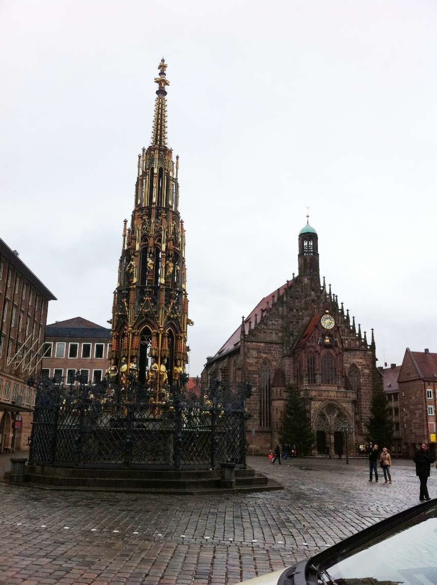 Церковь Божьей матери, Нюрнберг, Германия