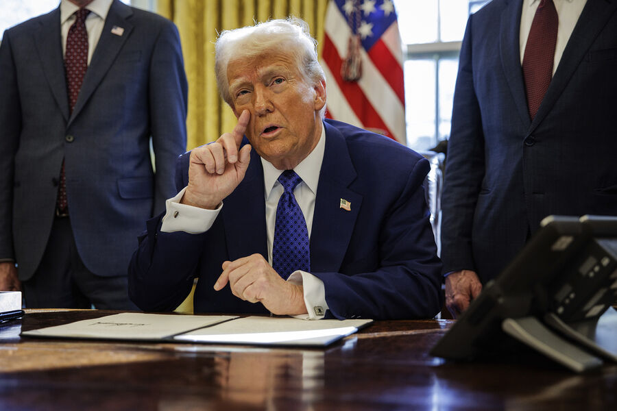 Уиткофф: Трамп хочет избежать применения силы против Ирана