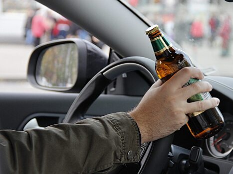 Автоинспекторы просят саратовцев жаловаться на пьяных автомобилистов