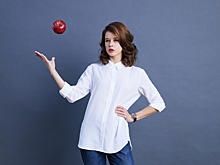 Катерина Шпица показала, как правильно носить джинсы-бойфренды