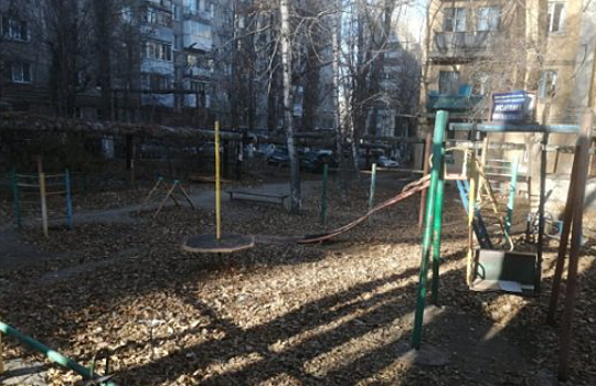 Администрация Заводского района пообещала привести в порядок именную площадку Исаева