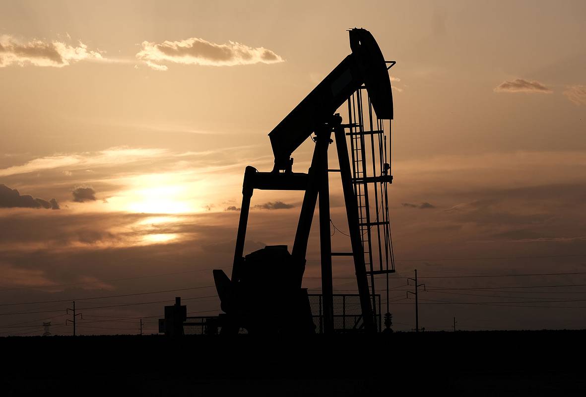 Цены на нефть упали