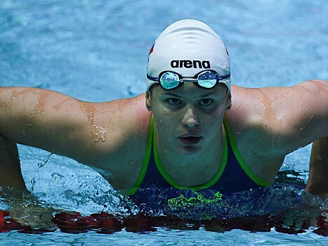 Мария Каменева привезла три золотых медали с Кубка России по плаванию