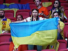 Бесплатные пиво и сауна: как Украина болеет против России