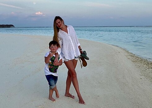 Экс-жена Марата Башарова порадовала их сына поездкой на Мальдивы