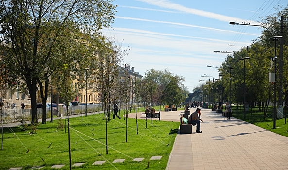 Волгоградцы обсуждают начало подачи тепла, правила снятия наличных и футбол