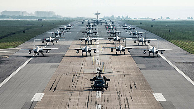 Игра в независимость США: кто на самом деле «вертит» обитателями Белого Дома