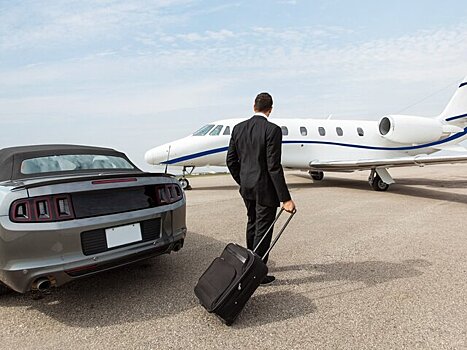 SCMP: в Китае бездомный мужчина обманом жил за счет 5 женщин