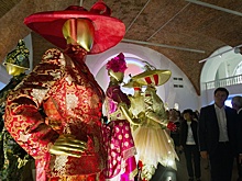 В Эрмитаже покажут работы российских модельеров Юдашкина и Зайцева