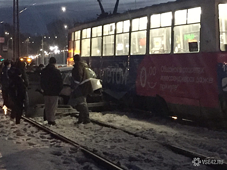 Правоохранители прокомментировали ДТП с трамваем в Кемерове